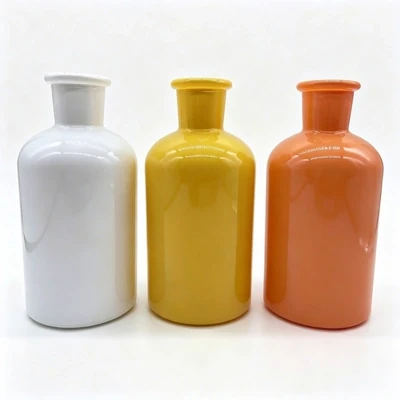 Glass Vase G012